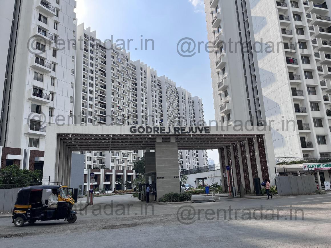 Room in 2bhk at Keshav Nagar (godrej Rejuve)