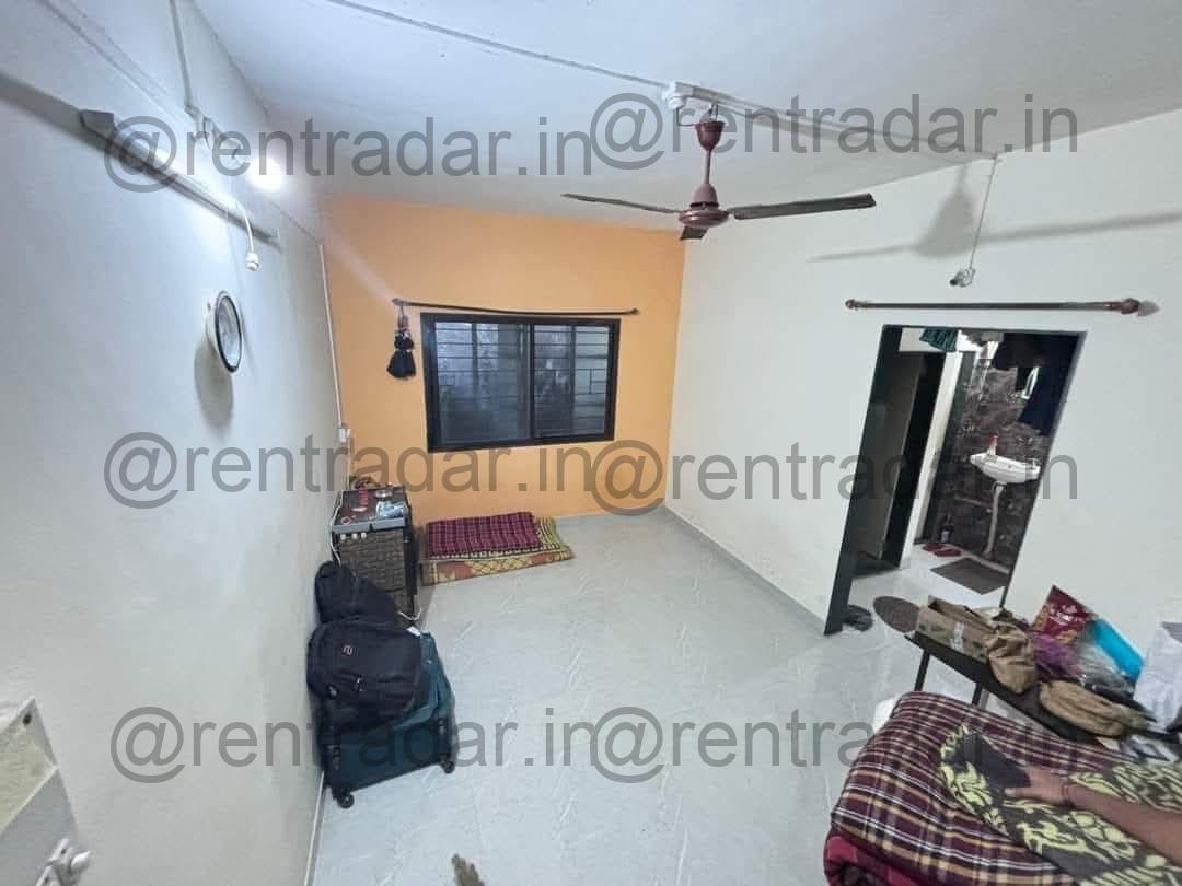 Room in 1 Bhk at Green Park Society Phase 2, Hadapsar