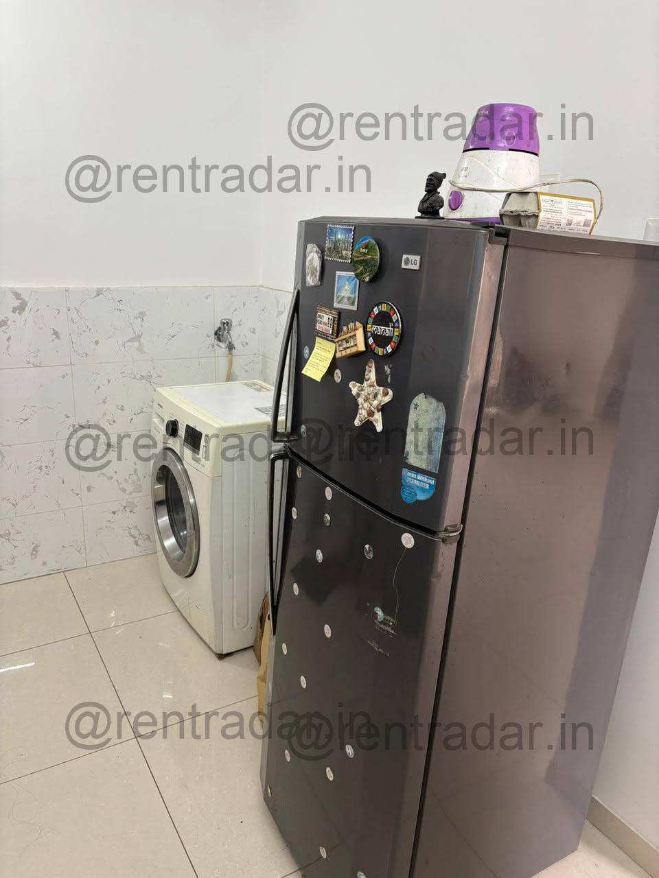 Room in 2.5 Bhk at Hinjewadi (greenlife Society)