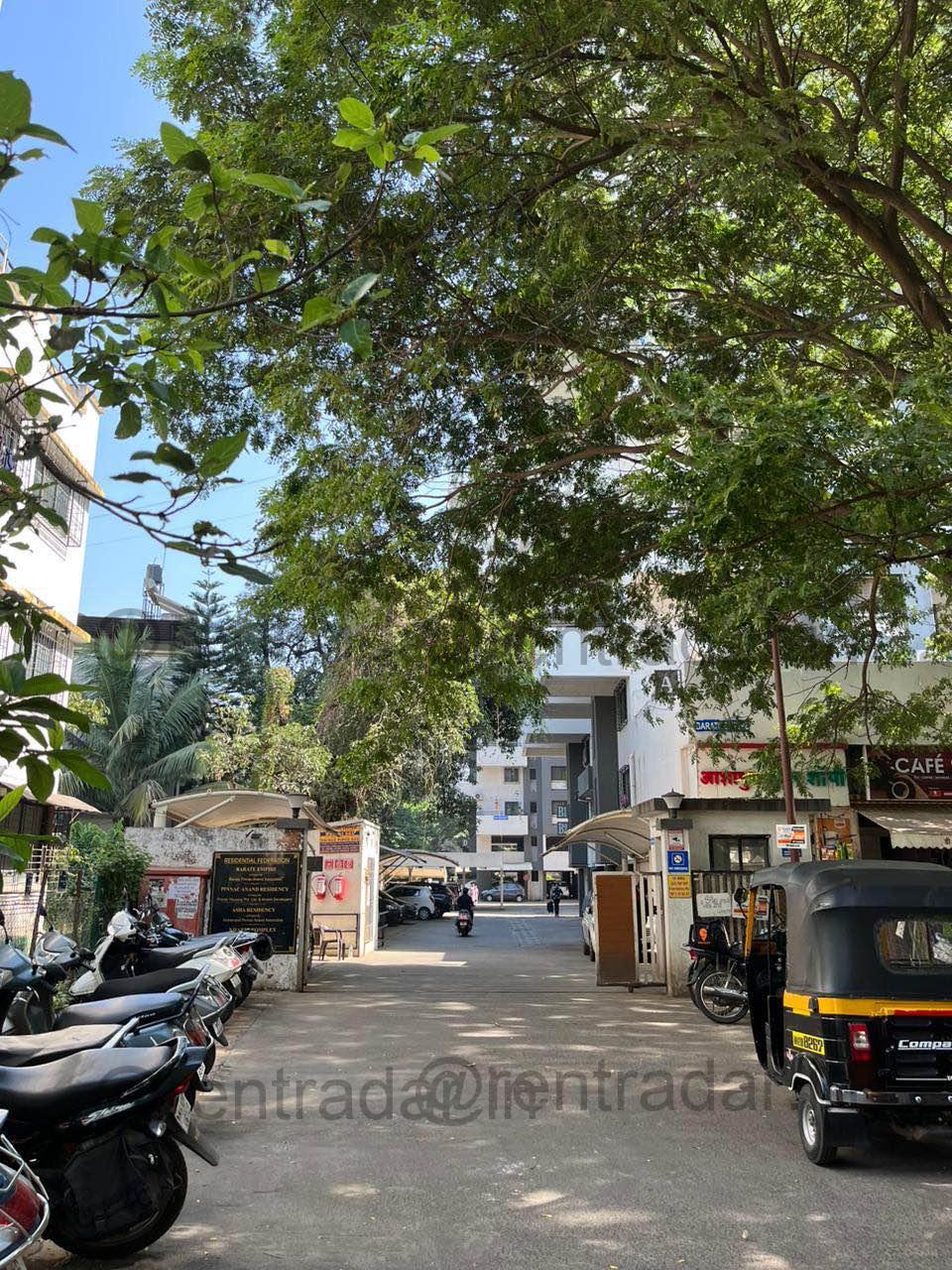 Room in 3bhk at Karve Nagar