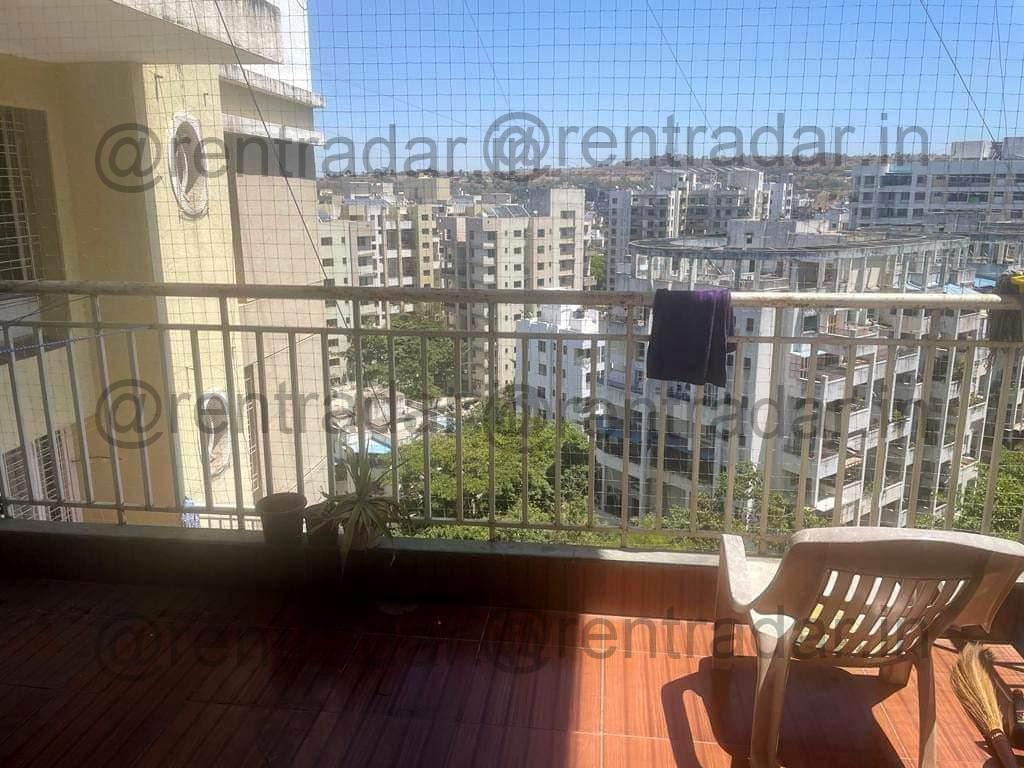 Room in 3bhk at Bavdhan (megh Malhar Raga Society)