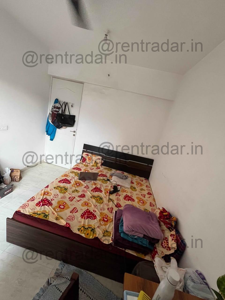 Room in 2bhk at Hinjewadi (high Mont Society)
