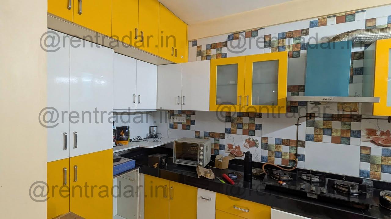 Room in 2 Bhk at Viman Nagar