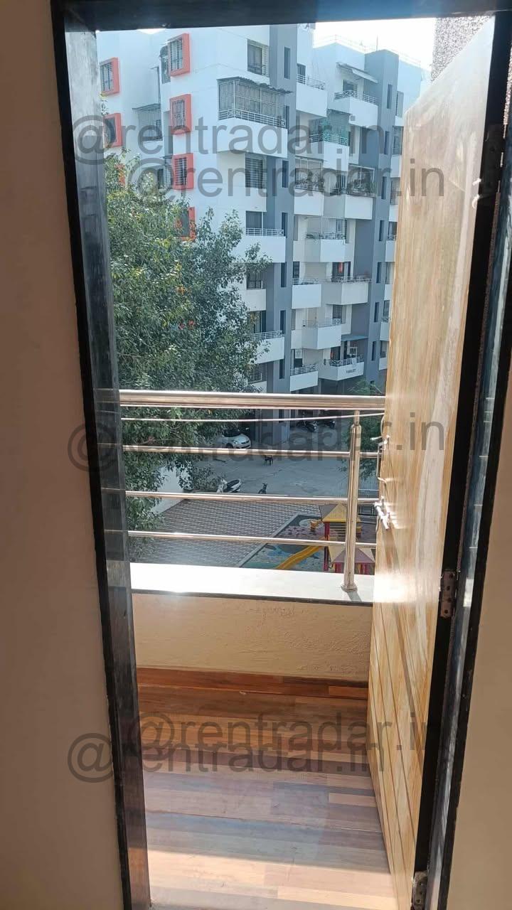 Room Available at Kharadi
