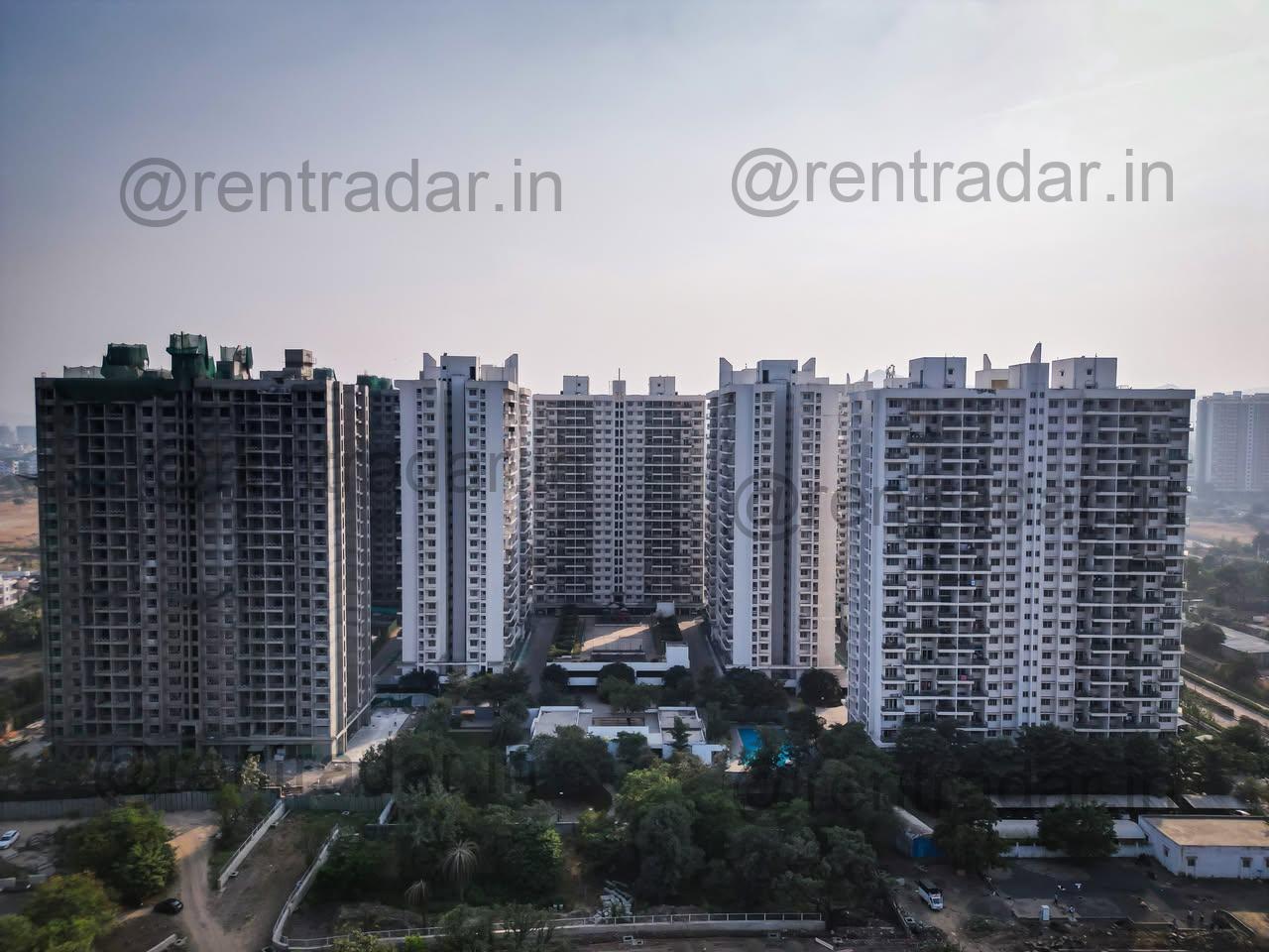 Room in 2 Bhk at Hinjewadi (life Republic Society)