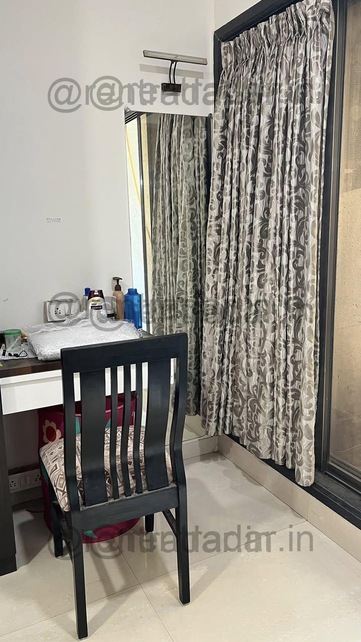Room in 2 Bhk at Goregaon West