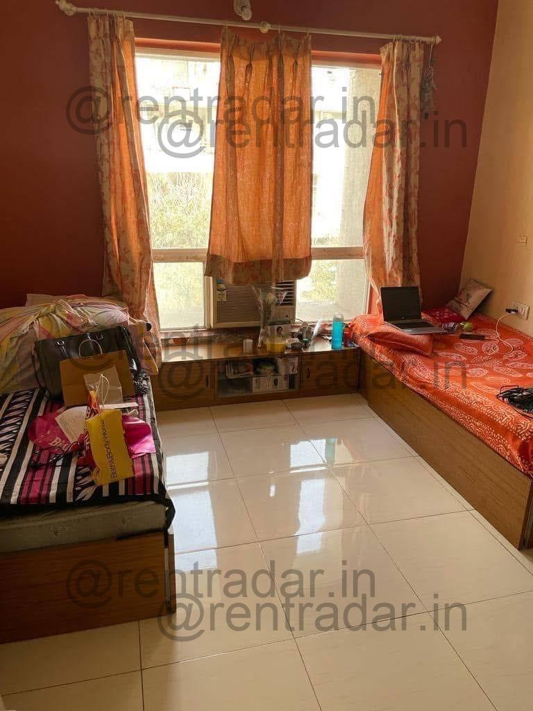 Room in 2bhk at Viman Nagar