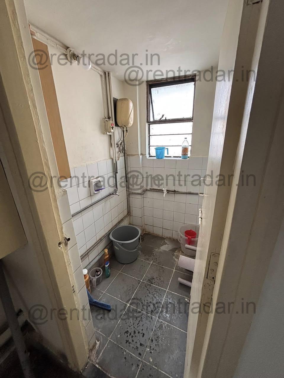 Room in 2 Bhk at Kothrud