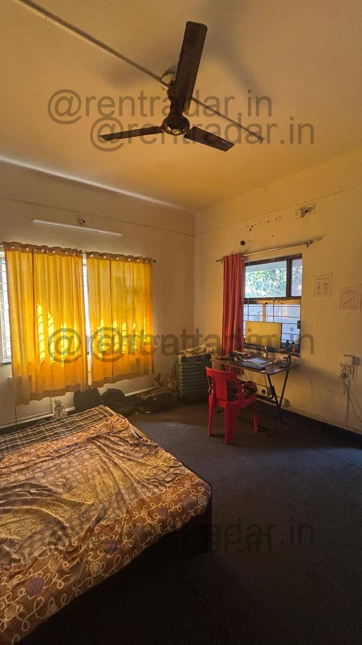 Room in 3 Bhk at Senapati Bapat Road (sampada Apartments)