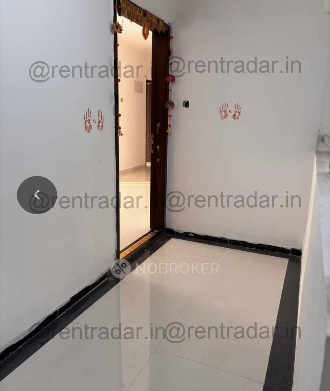 Room in 2bhk at Roshan Milestone Society, Tathwade