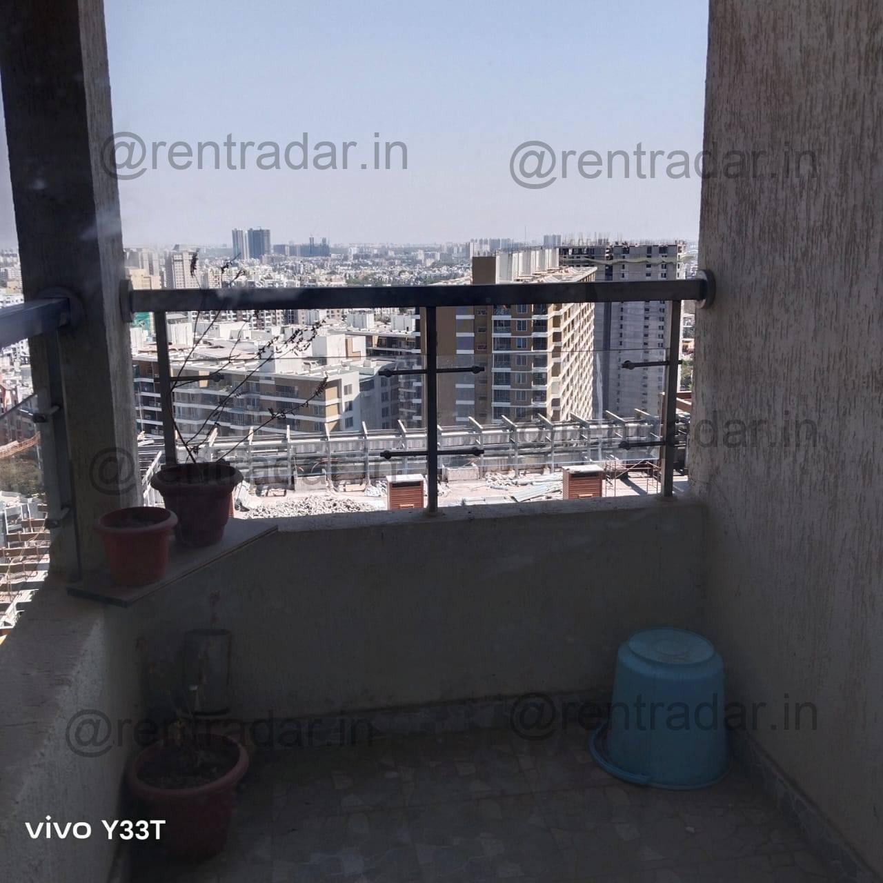 Private Room in 2bhk at Wakad (vtp Hilife)