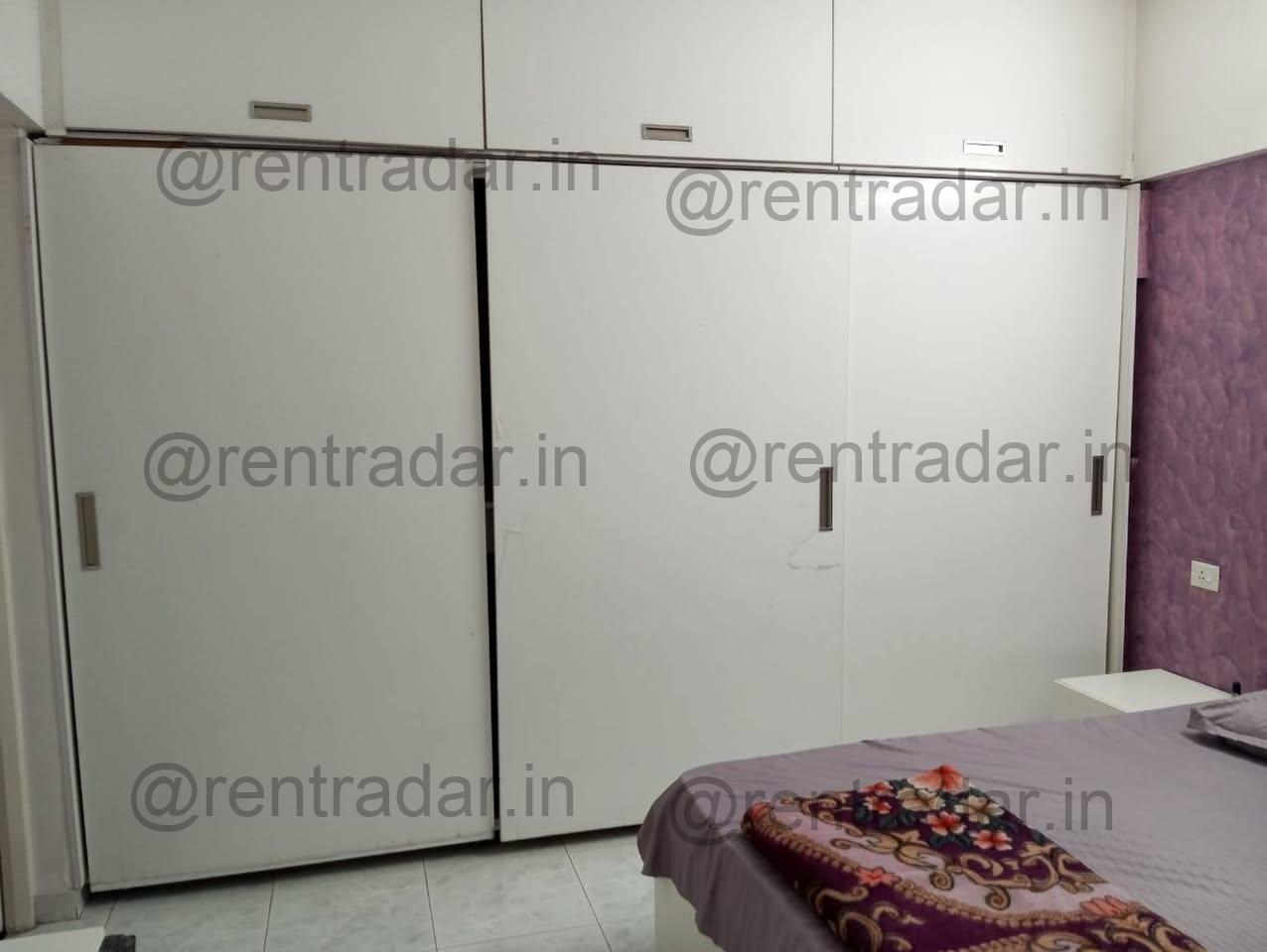 Room Available at Grevillia Magarpatta