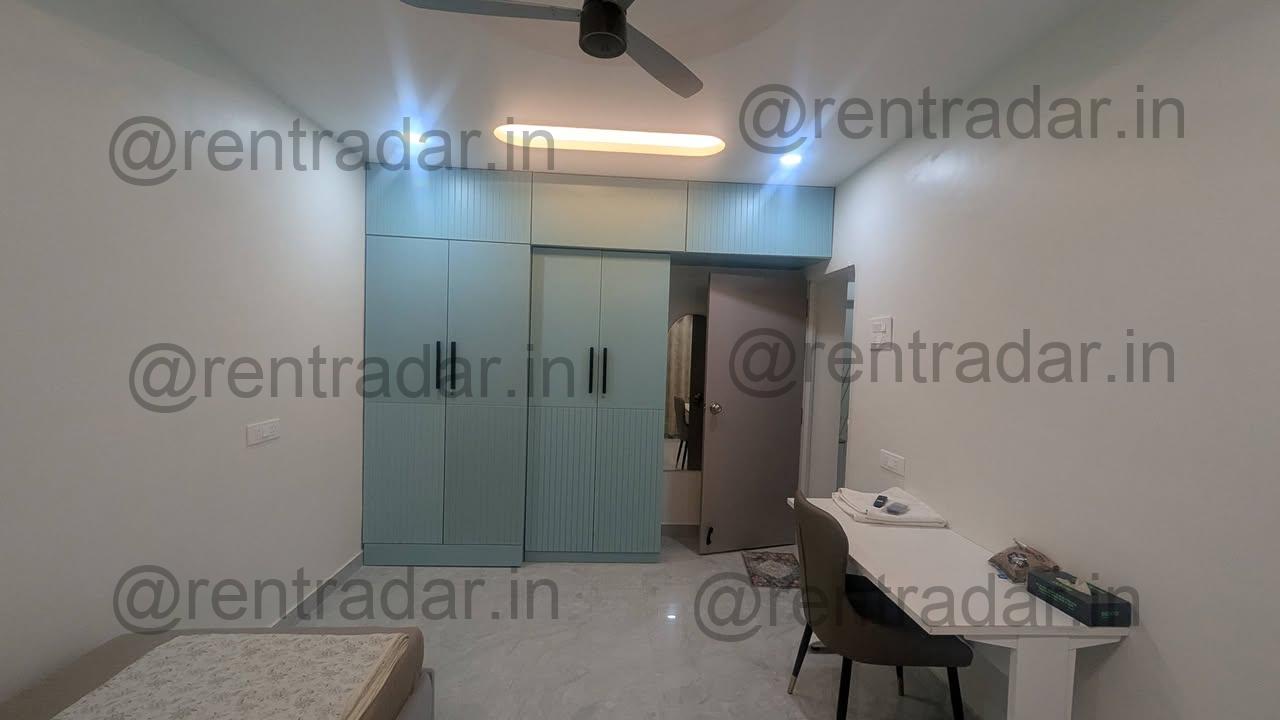 Room in 3 Bhk at Anand Nagar