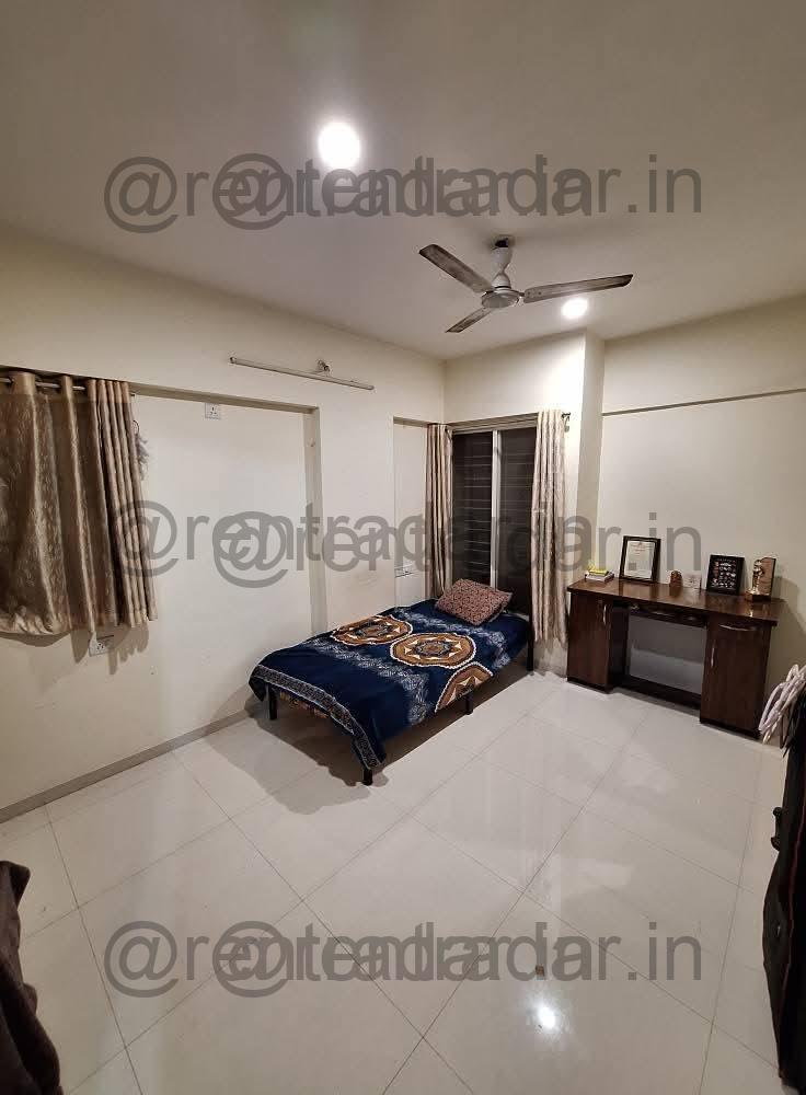 Room in 3bhk at Baner