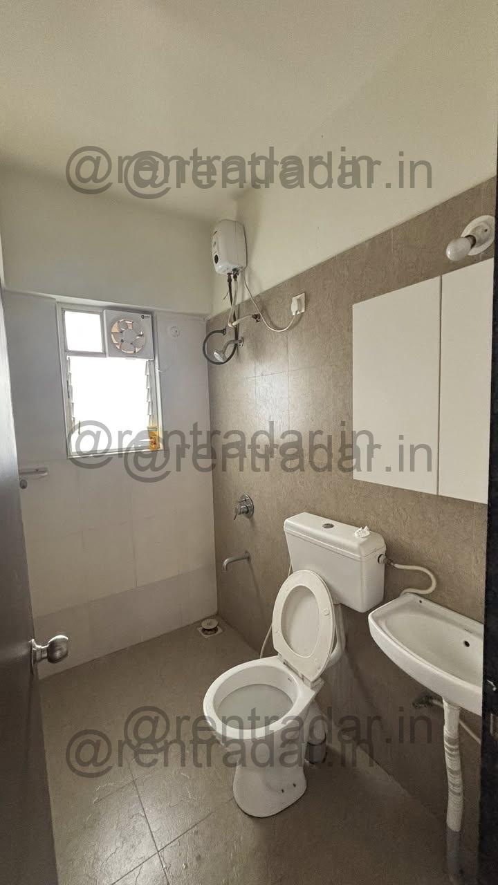 2bhk For Rent at Keshav Nagar (mantra Insignia)
