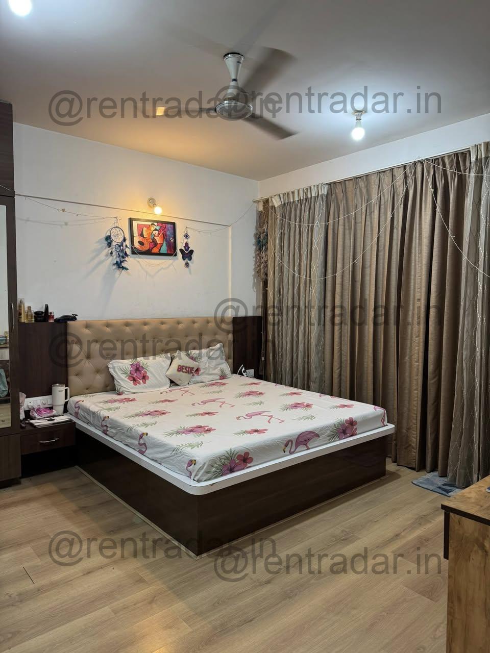 Room Available at Baner (rohan Leher 2)