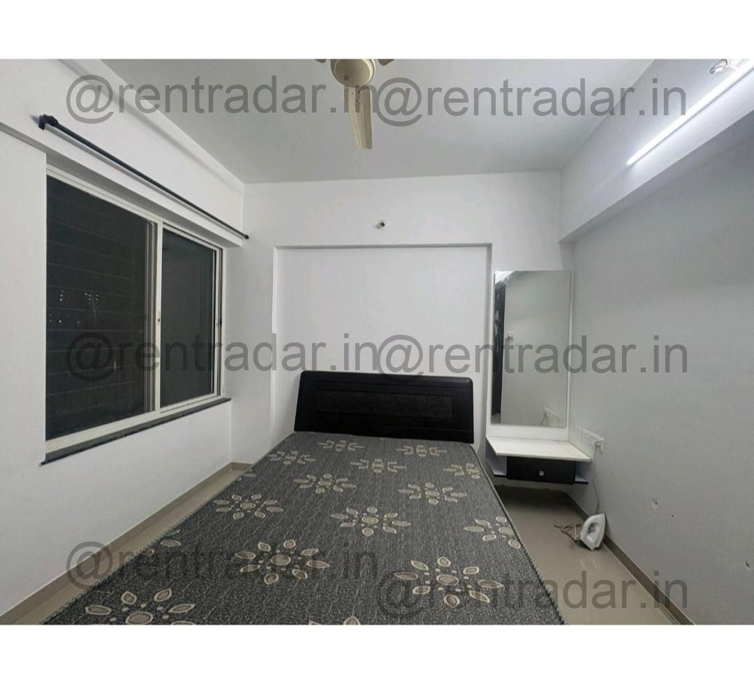 Room Available at Hinjewadi Phase 1 (saarthi Savvy Homes)