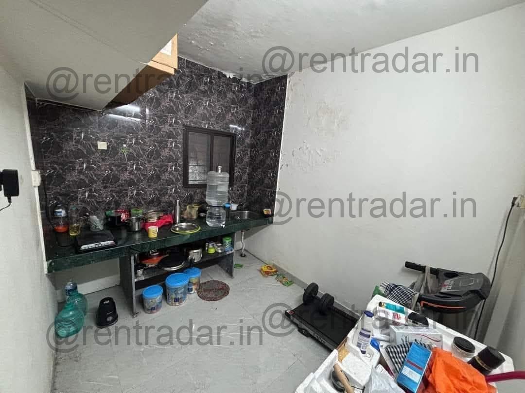 Room in 1 Bhk at Green Park Society Phase 2, Hadapsar