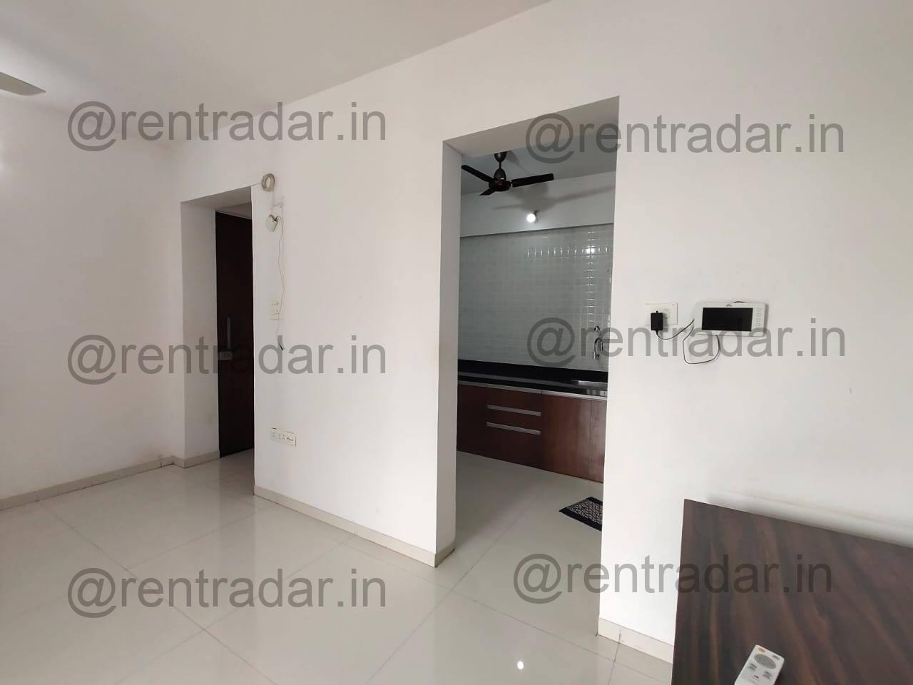 Room in 2 Bhk at Near BU Bhandari Showroom Baner, Sus
