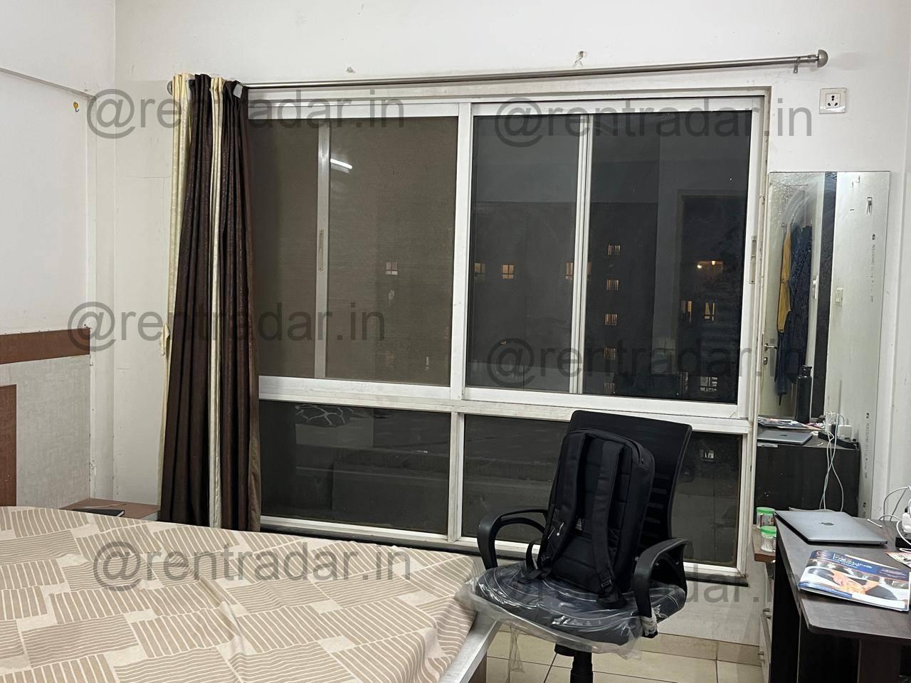 Private Room in 3bhk at Vishal Nagar, Pimple Nilakh (24k Glitterati 2)