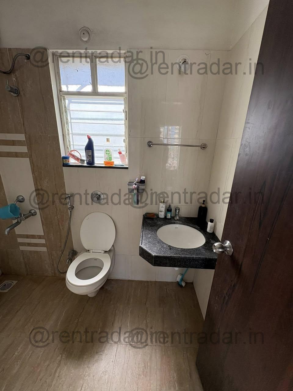 Room in 2 Bhk at Yashwin Anand Society, Sus–baner (yashwin Anand Society)