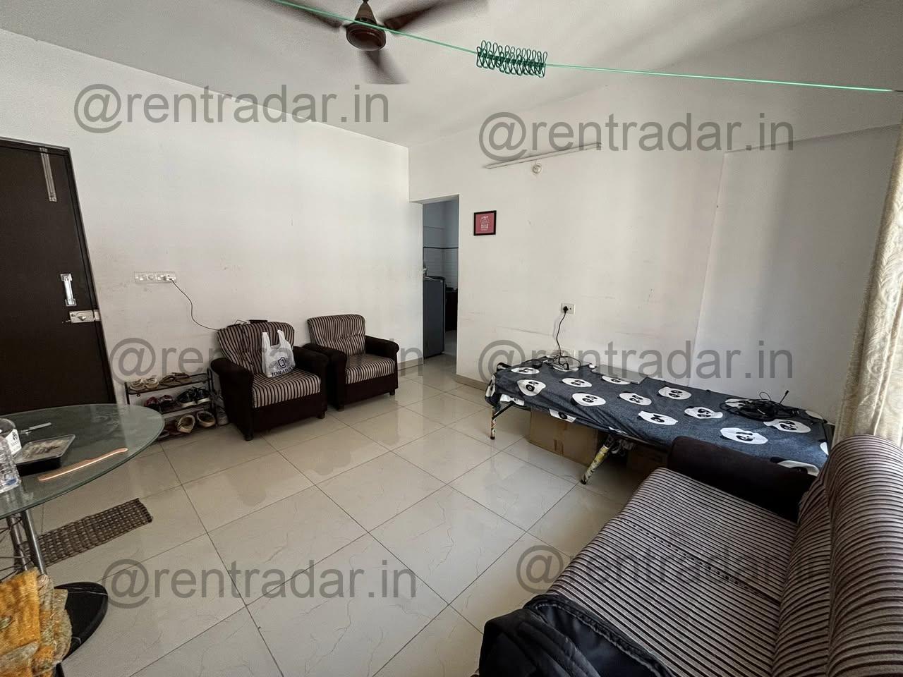 Room in 2 Bhk at Amanora Victory Tower