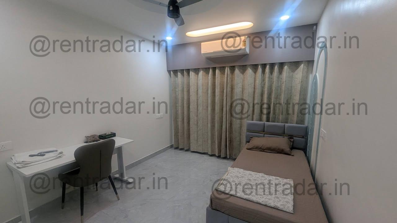 Room in 3 Bhk at Kothrud
