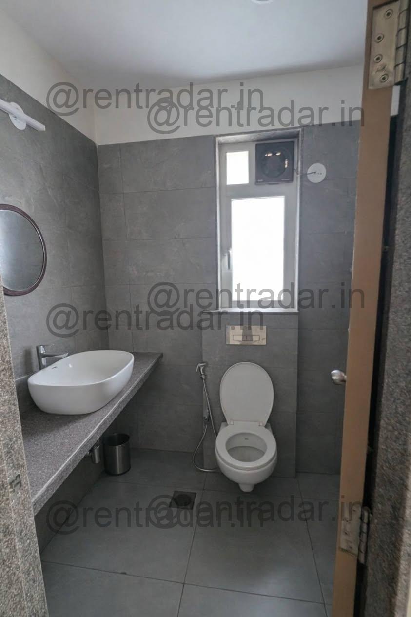 Room in 3bhk at Kandivali East (godrej Nest)