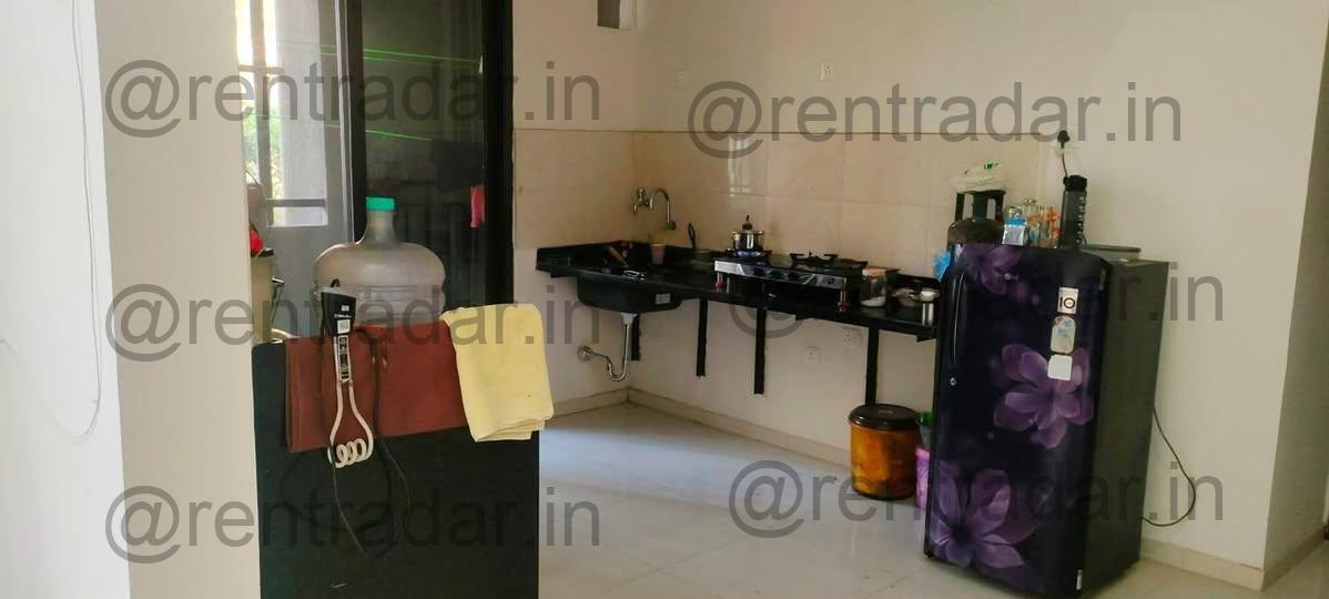 Room in 3bhk at Keshav Nagar (mantra Mesmer)