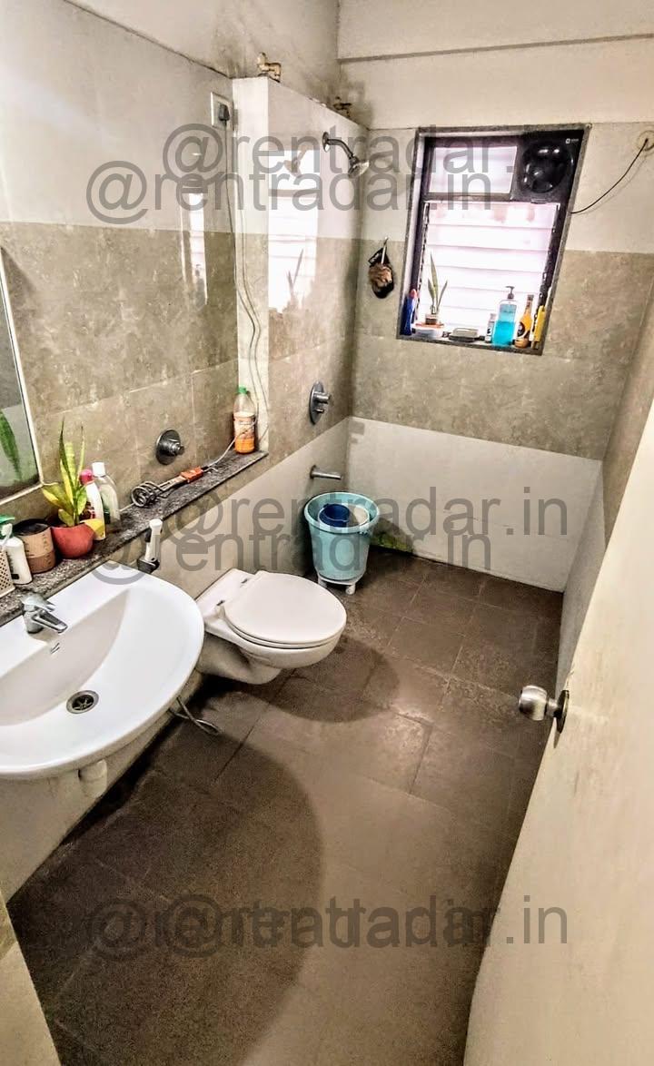 Room in 3 Bhk at Kalpataru Serenity (kalpataru Serenity)