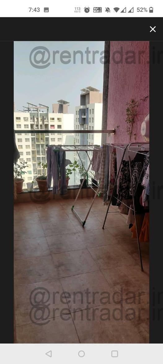 Room Available at Tinsel Town