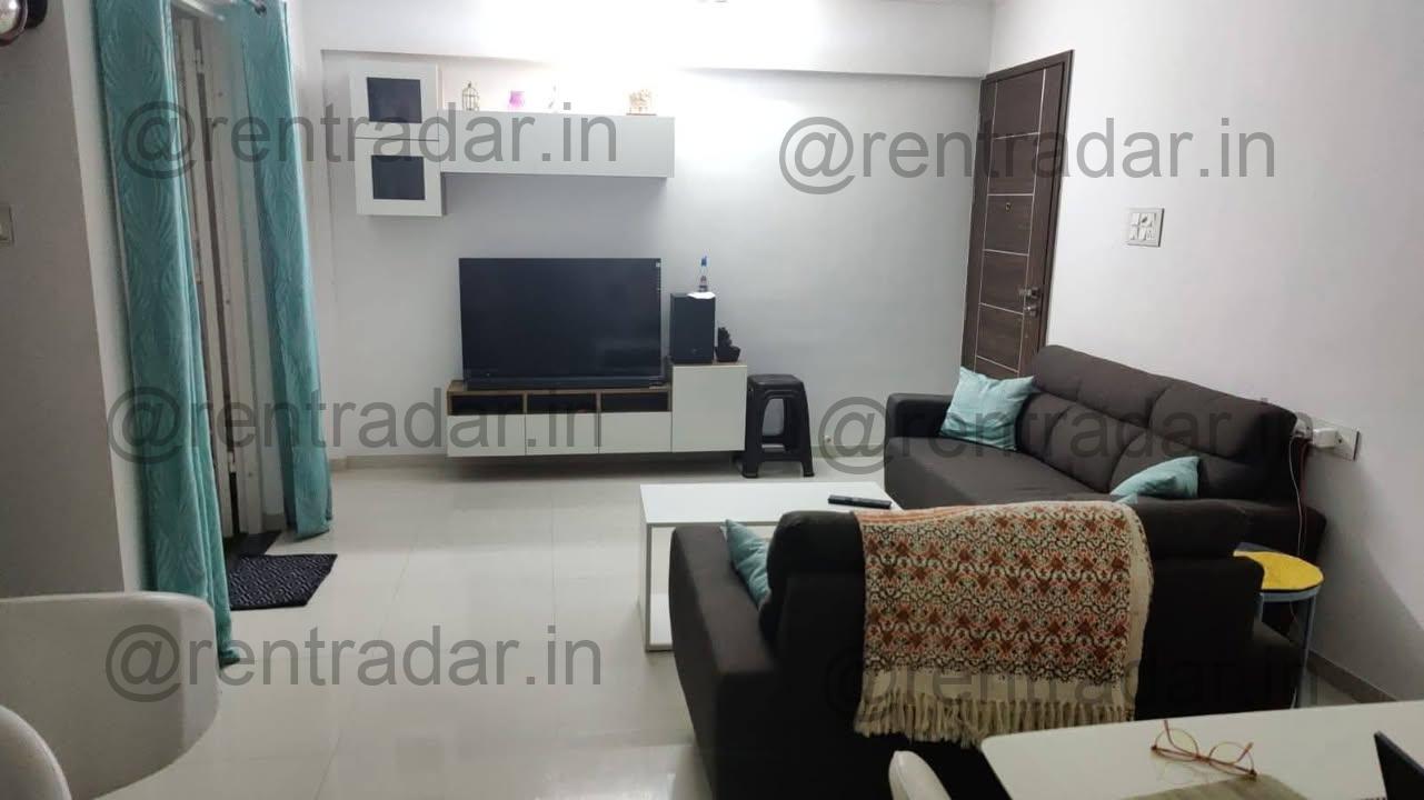Private Room in 3 Bhk at Baner (kiran Sparsh)