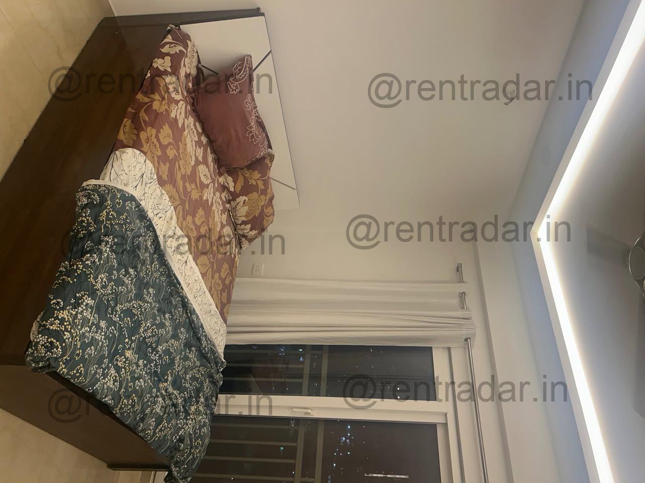 Room in 2bhk at Shapoorji Pallonji Bkc 28