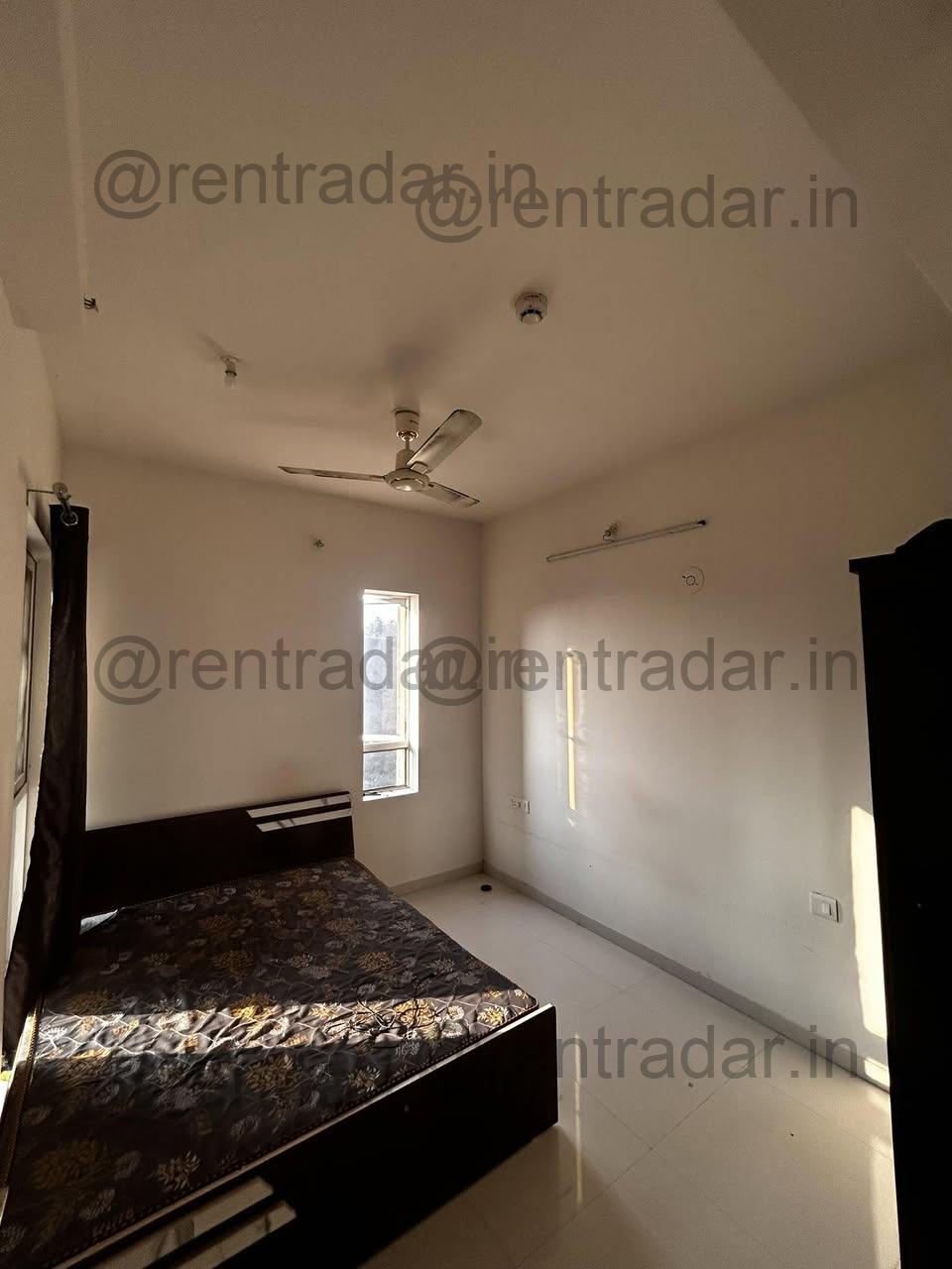 Room Available at Mahalunge (godrej Hillside 1)