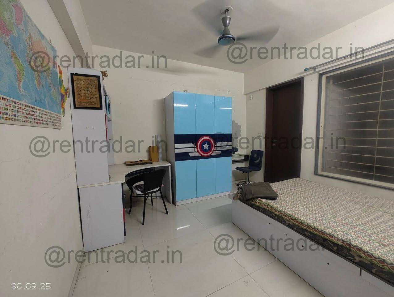 Room in 3bhk at Hadapsar (sun Sapphire)