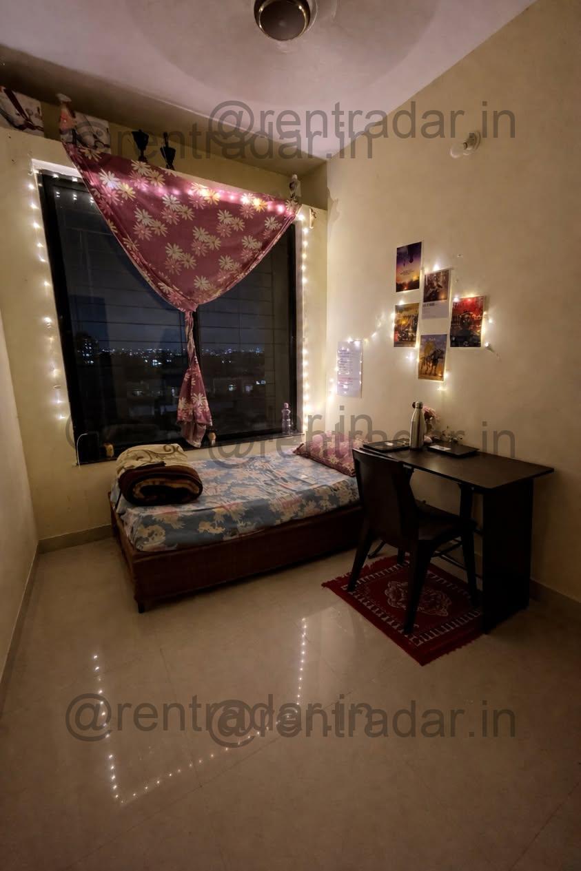 Room in 3 Bhk at Pimple Saudagar (alcove Society)