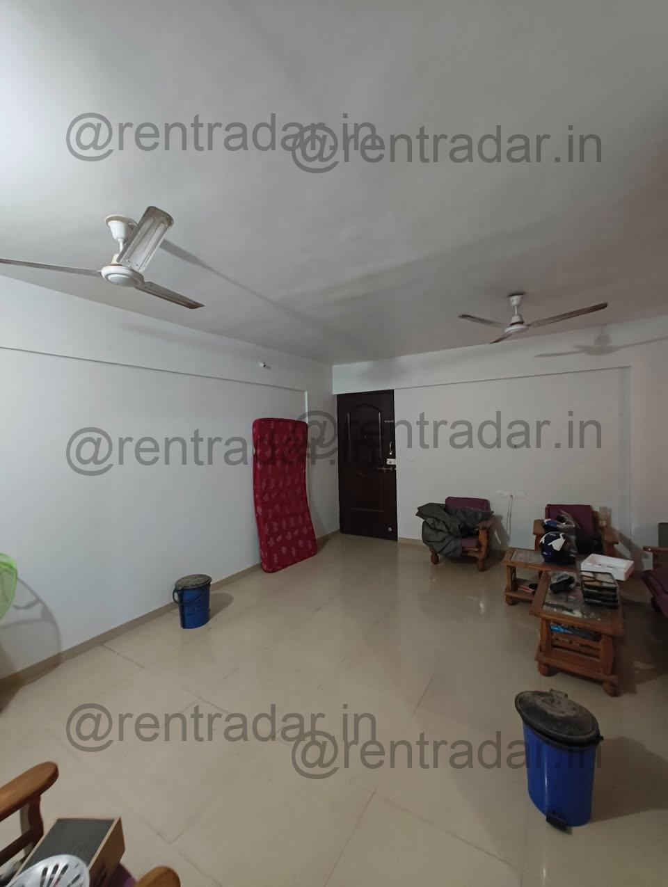 Room in 3 Bhk at Mahalunge