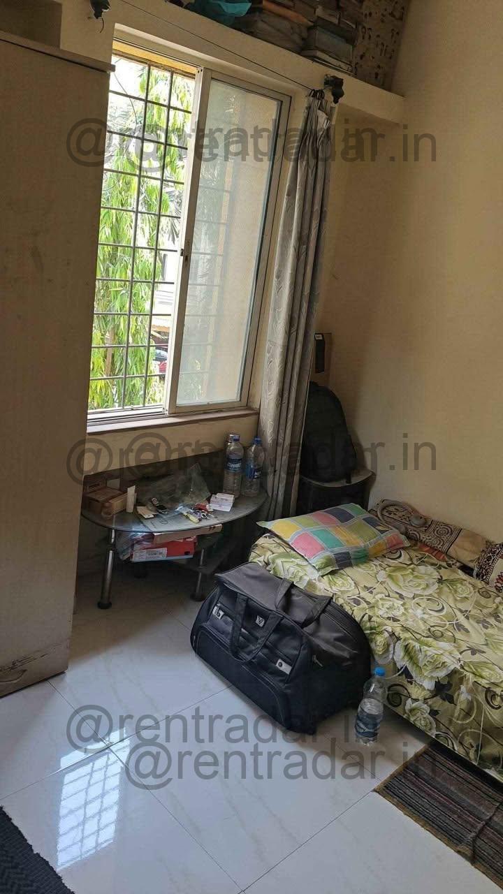 Private Room in 2 Bhk at Samrat Swastik