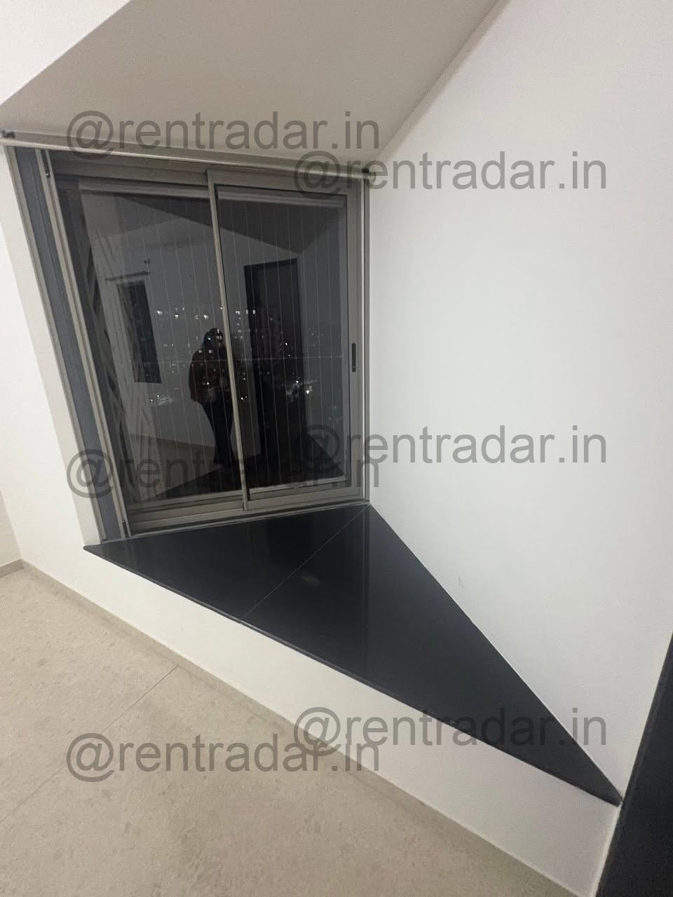Room Available at Wakad