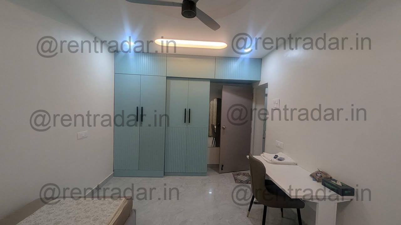 Room in 3 Bhk at Anand Nagar