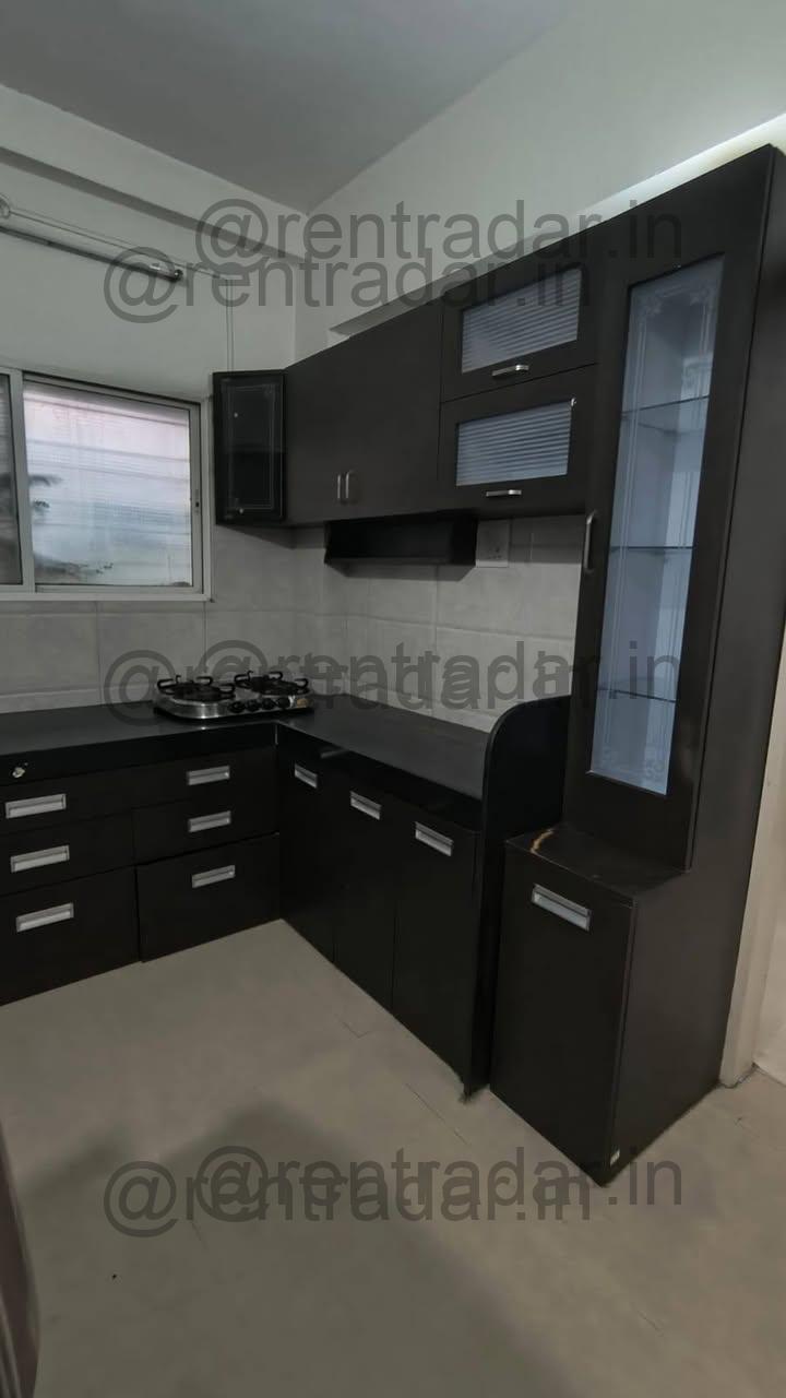 Room Available at Pimple Saudagar (kunjir Shyama Prestige)