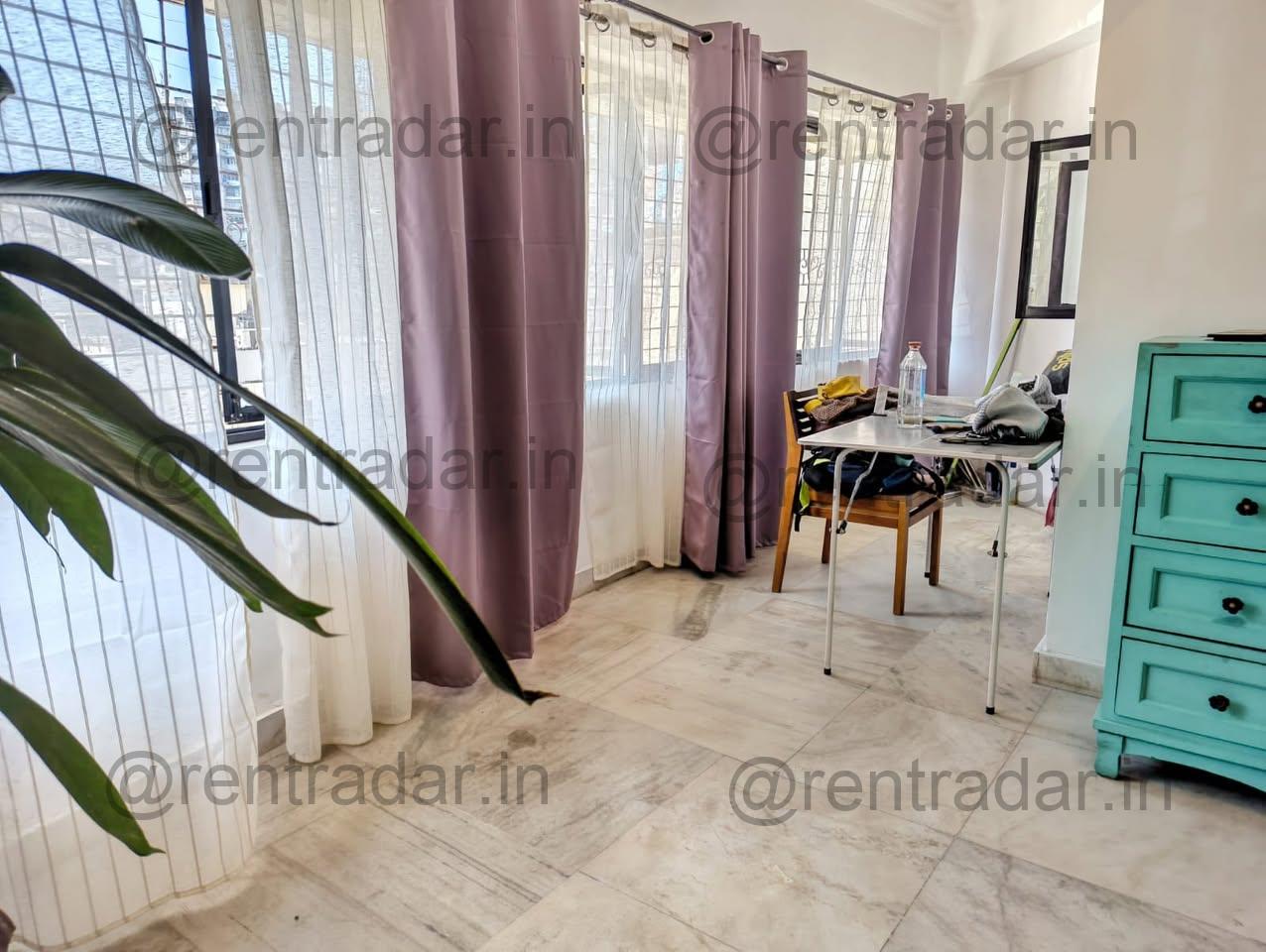 Private Room in 3bhk at Aarey Colony (royal Palms)