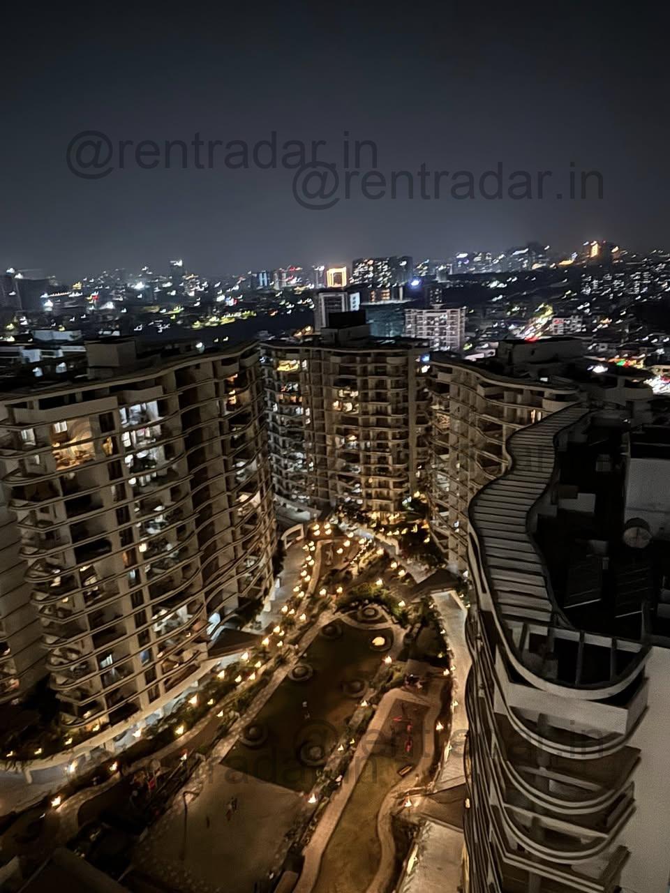Room Available at Kharadi (ganga Serio)