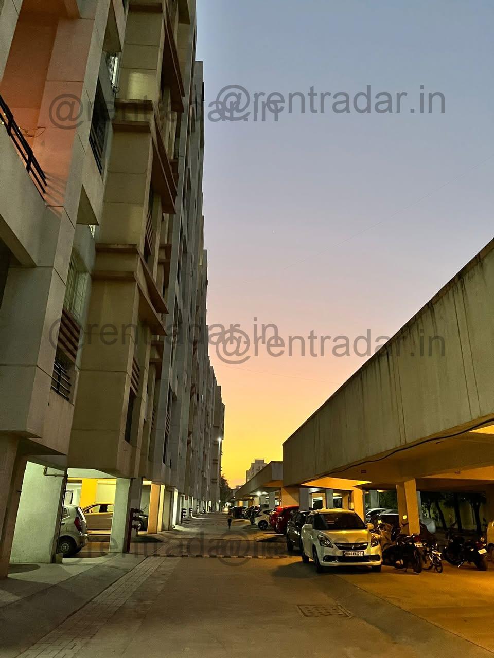 Room in 3bhk at Wakad (costa Rica Society)