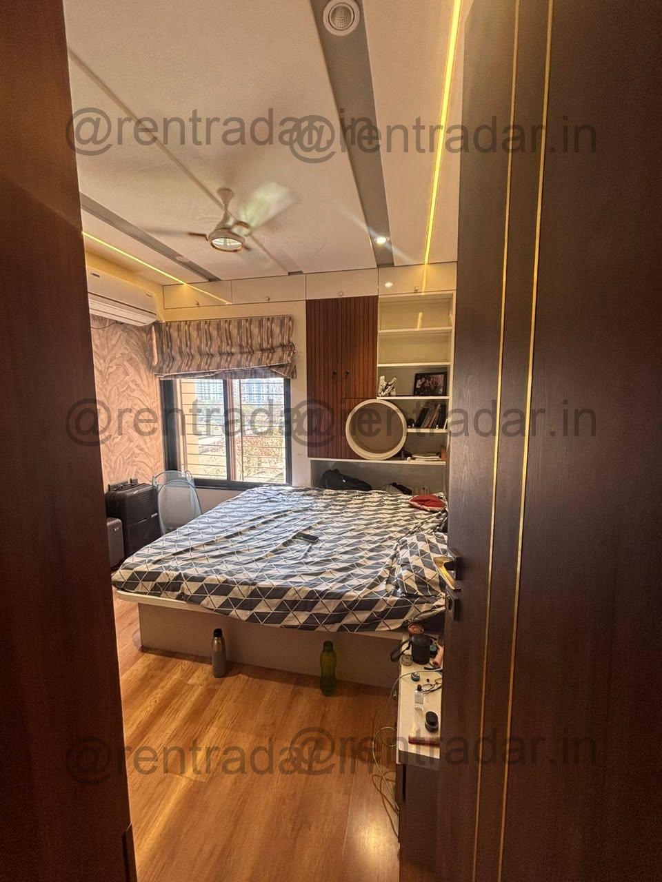 Room in 3bhk at Keshav Nagar, Mundhwa (unique Legacy Grand Society)