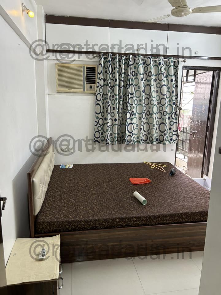 Room in 2bhk at Viman Nagar (neco Gardens)