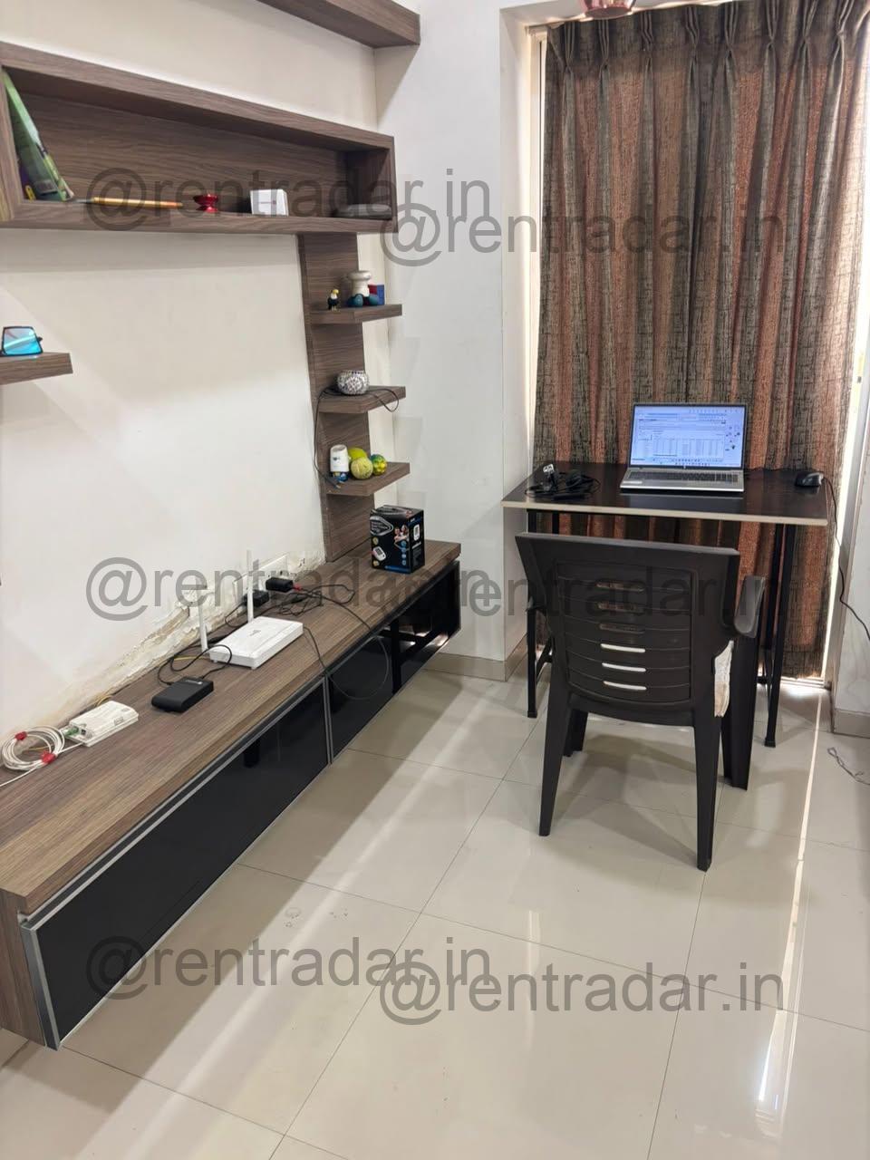 Room in 2bhk at Kharadi