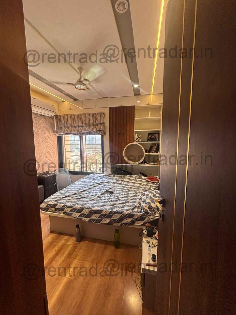 Room in 3bhk at Keshav Nagar, Mundhwa (unique Legacy Grand Society)