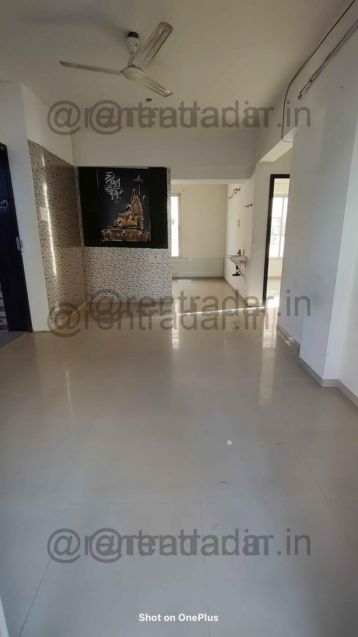 2 Bhk For Rent at College Road