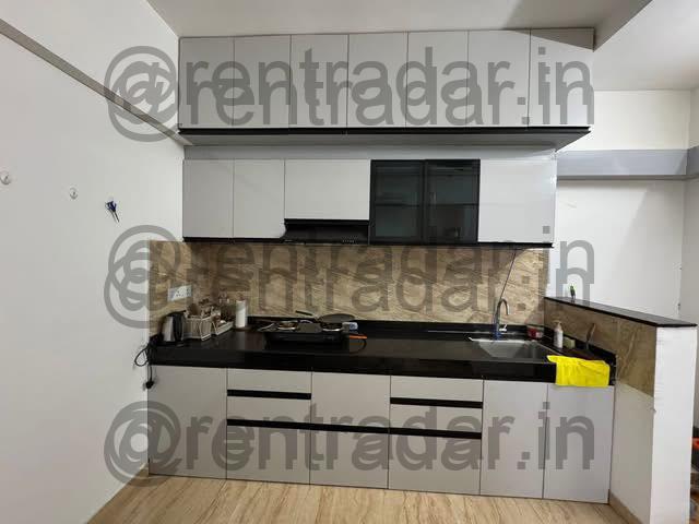 Room in 2 Bhk at Mahalunge (vtp Leonara)